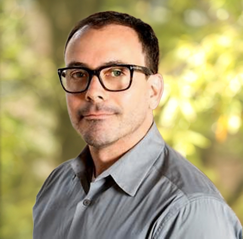 Jonas Edgeworth Headshot